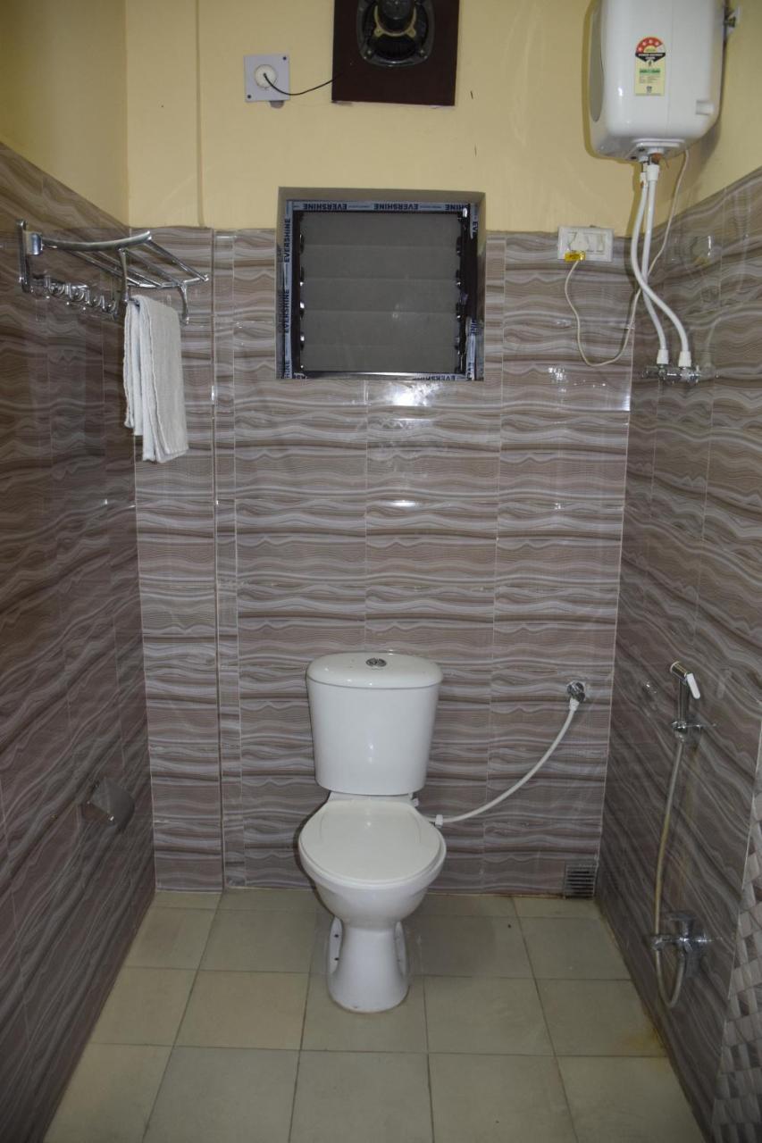 Recline Hotel And Restaurant Gauripur Екстер'єр фото