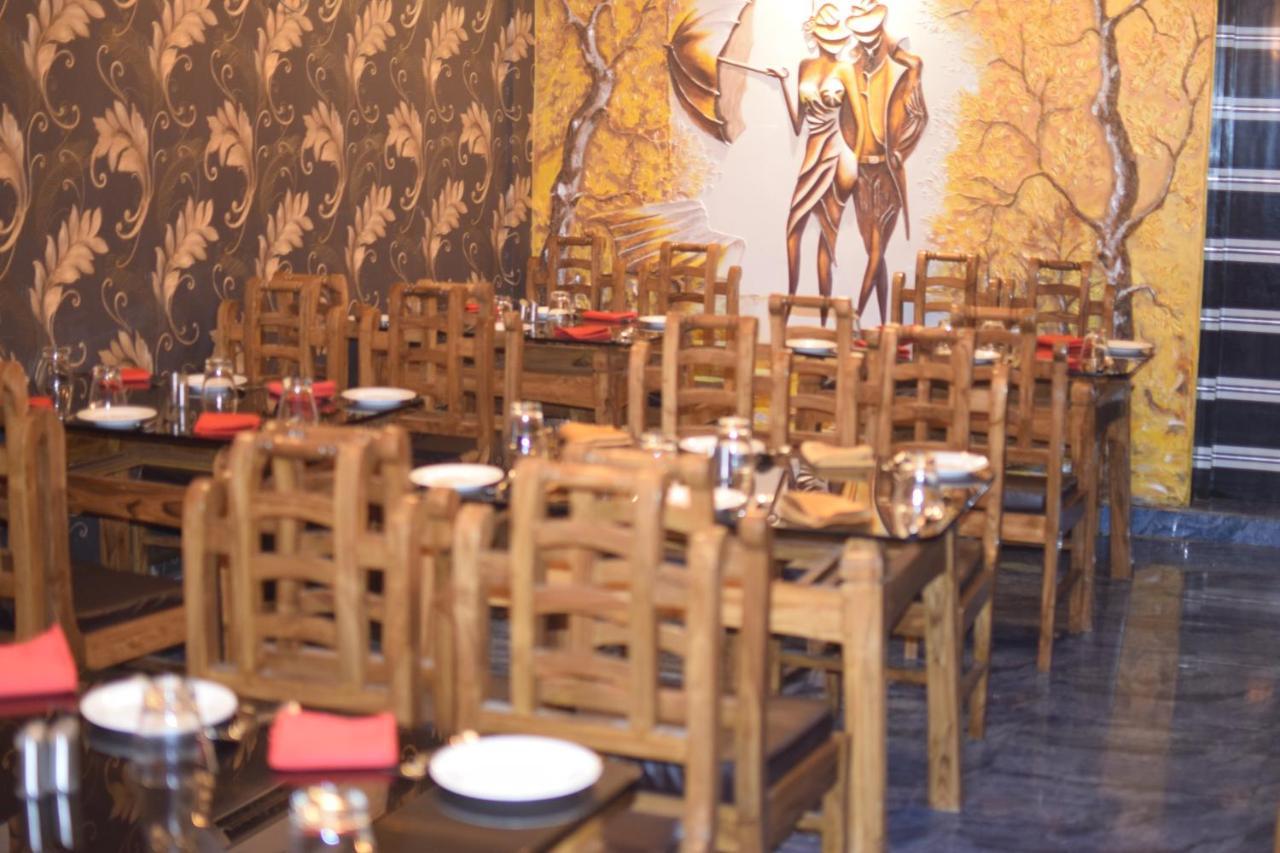 Recline Hotel And Restaurant Gauripur Екстер'єр фото